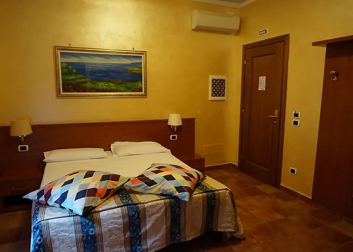 Otel Maryelen 2*